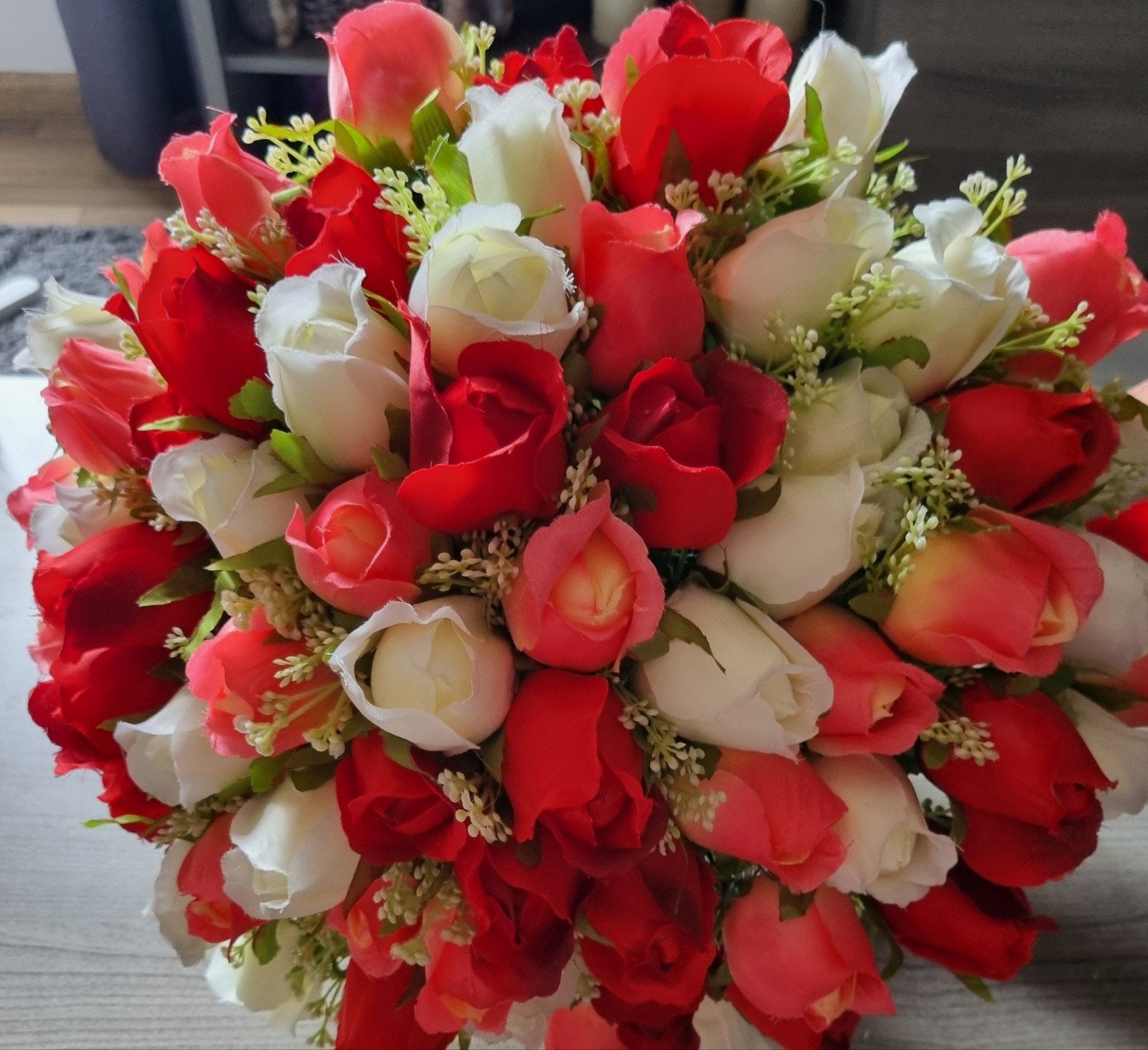 Prachtig  3 boeket kunstbloemen: rood, wit en roze rozen, Ophalen of Verzenden, Nieuw, Kunstbloem, Binnen