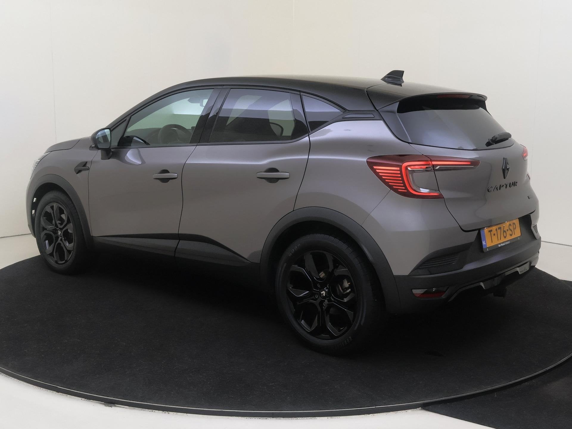 Renault Captur 1.6 E-Tech hybrid 145 SL Rive Gauche | Pack B, Gebruikt, 715 kg, Leder en Stof, Origineel Nederlands