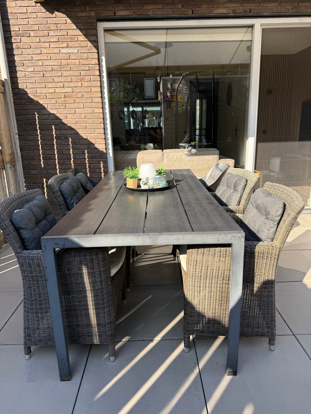 Tuinset: Jutlandia tafel met 6 stoelen (wicker en kuip), Tuin en Terras, Tuinsets en Loungesets, Ophalen, Gebruikt, Eettafel, 6 zitplaatsen