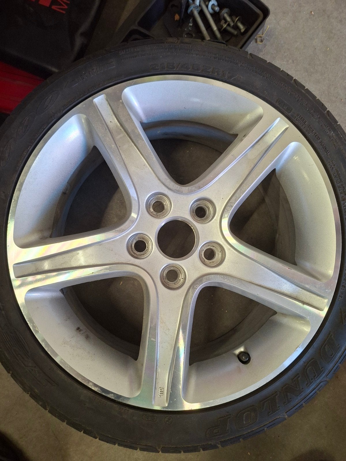 Lexus IS200 Velg met band 5x114.3 - Redelijk profiel, Ophalen, Banden en Velgen, 17 inch, Personenwagen