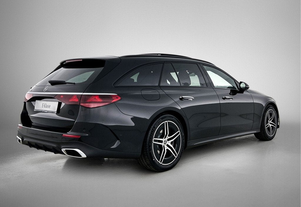 Mercedes-Benz E-Klasse Estate 300 e Business Solution AMG |, Auto's, Mercedes-Benz, Automaat, Achterwielaandrijving, Zwart, 4 cilinders