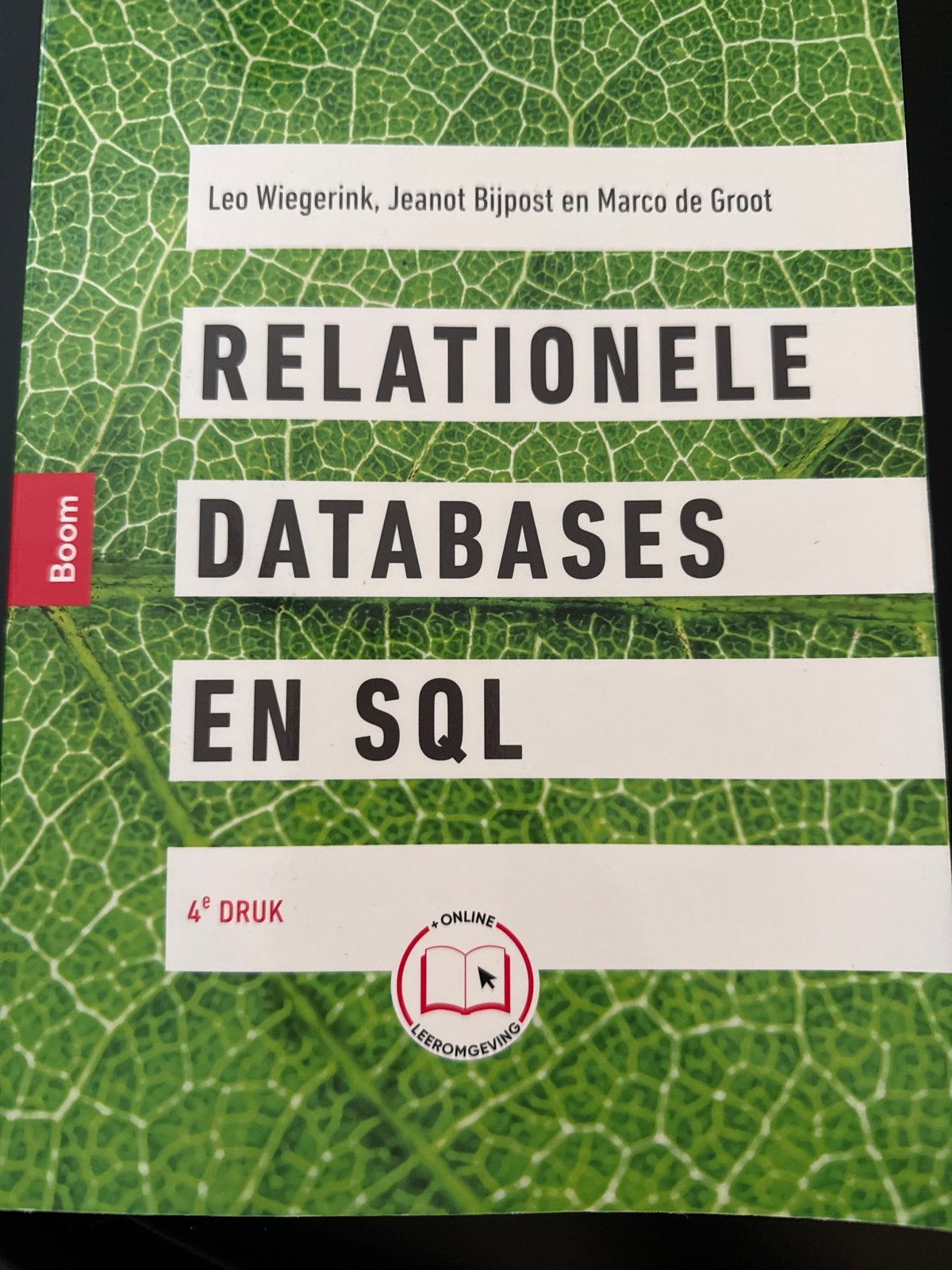 Relationele Databases en SQL - 4e druk, Ophalen of Verzenden, Beta, Gelezen, HBO