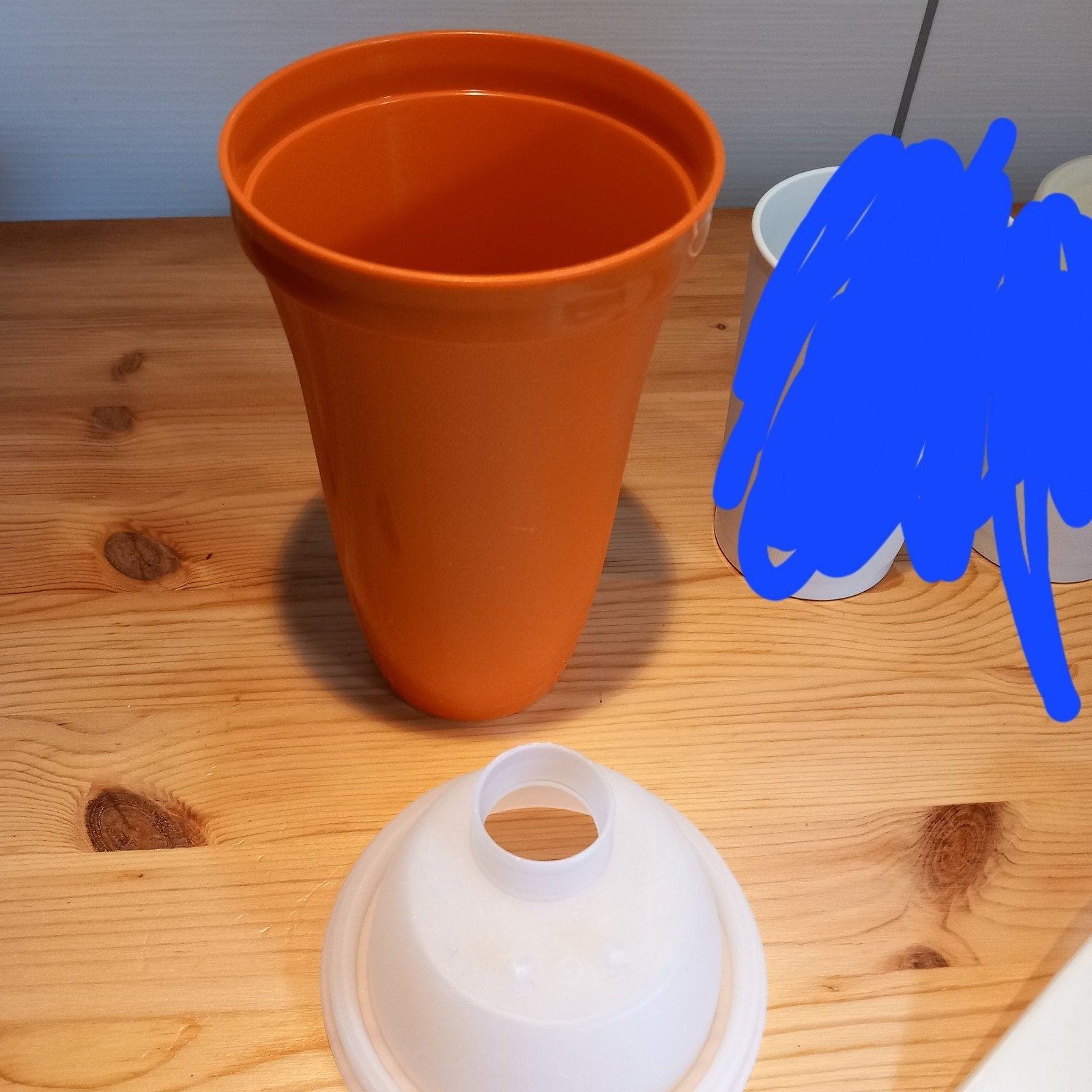 Oranje tupperware  shaker zonder klein dopje en tussenwiel, Kunststof, Ophalen of Verzenden, Oranje, Overige typen