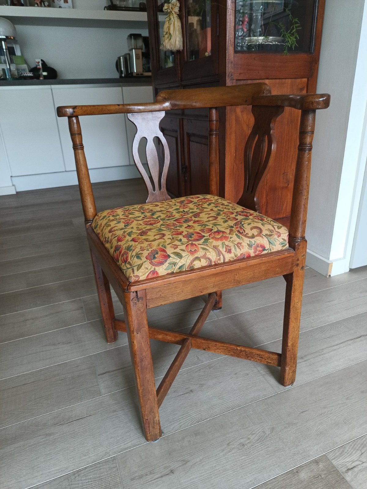 Antieke stoel, Ophalen