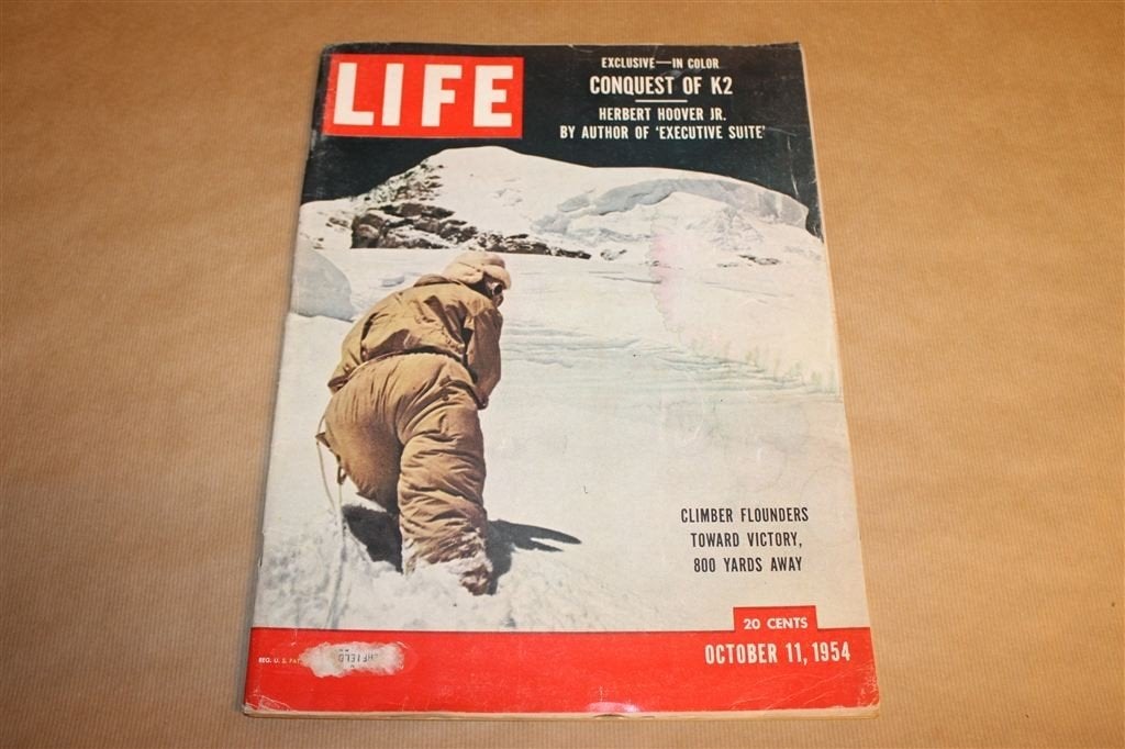 Vintage magazine - Life 11 oktober, 1954 - Beklimming K2, Ophalen of Verzenden, 1980 tot heden, Knipsel(s)