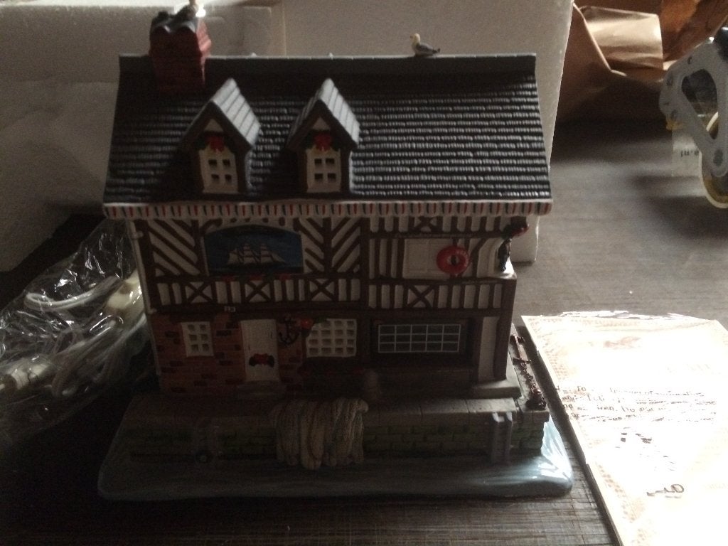 Partij 55 stuks nieuwe grote luville huisjes, Ophalen, Nieuw