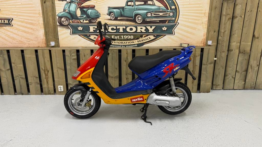 Aprilia sr 50 rtl replica 1995 zeer nette staat, Fietsen en Brommers, Ophalen, Zo goed als nieuw, Tweetakt, SR 50