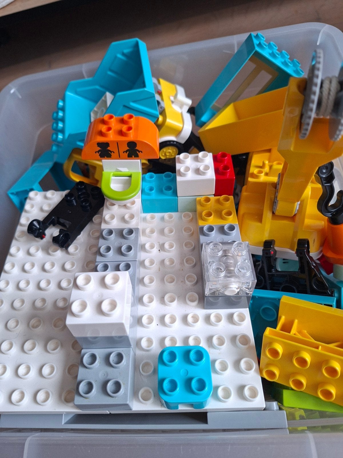 LEGO DUPLO Torenkraan & Bouwterrein Set 10933, Ophalen of Verzenden, Gebruikt