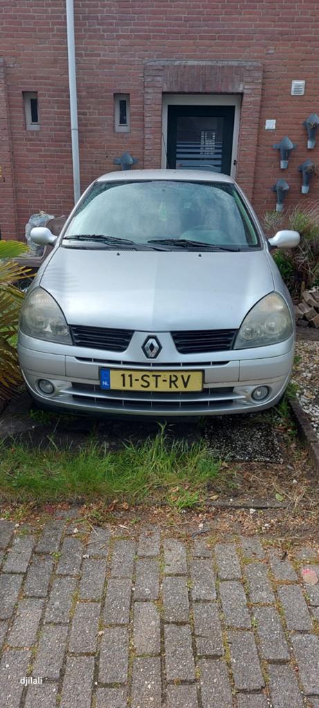 Renault Clio 1.2 Autbas E4 2006 Grijs, Auto's, Renault, Particulier, Clio, Airbags, Centrale vergrendeling, Benzine, C, Hatchback