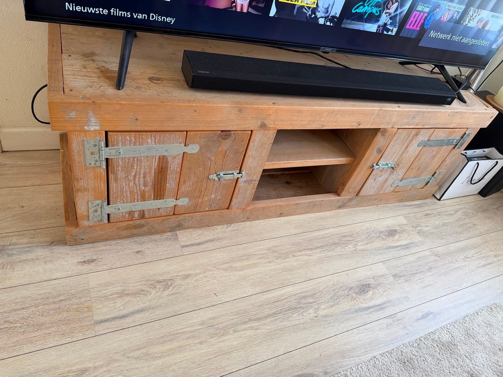 Robuust Steigerhouten TV Meubel met Opbergruimte, Gebruikt, 100 tot 150 cm, Ophalen of Verzenden, Minder dan 100 cm