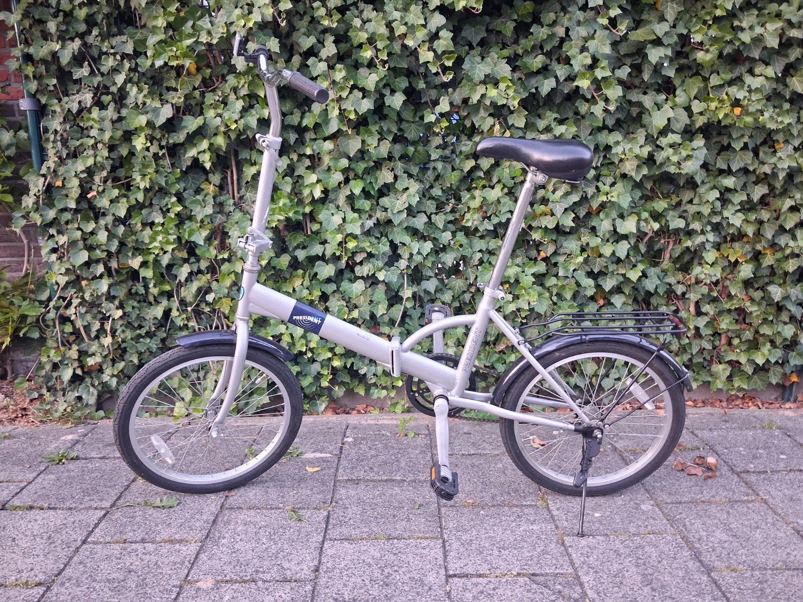 President Vouwfiets - Nieuwe binnenbanden, 2 maanden oud, Fietsen en Brommers, Fietsen | Vouwfietsen, Ophalen, Zo goed als nieuw