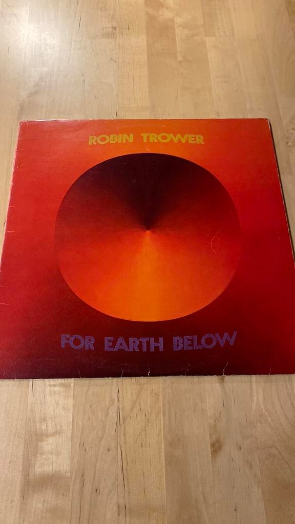 Vinyl lp Robin Trower - For earth below (UK), Cd's en Dvd's, Ophalen of Verzenden, Zo goed als nieuw, 12 inch, Poprock