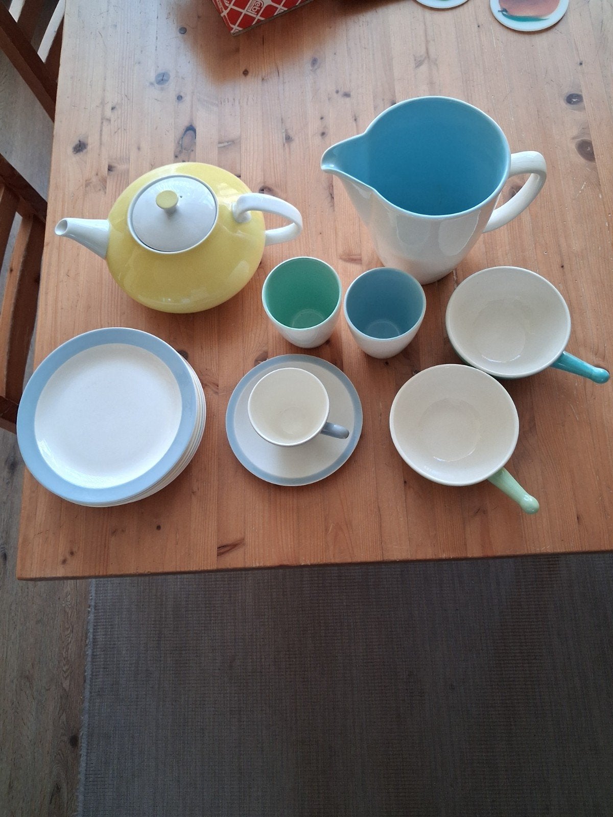 jaren 50 servies van P. Regout & Co uit Maastricht, Ophalen