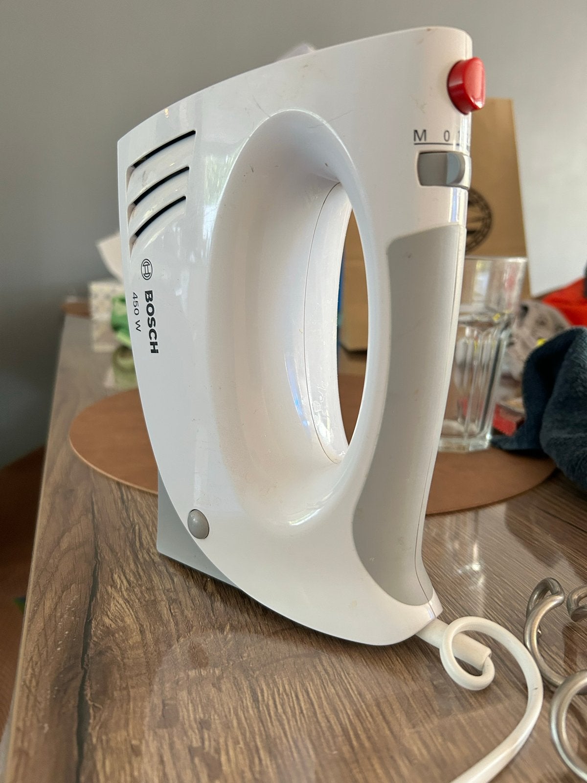 Bosch Handmixer 450W - Wit, Witgoed en Apparatuur, Keukenmixers, Ophalen, Gebruikt, 3 snelheden of meer