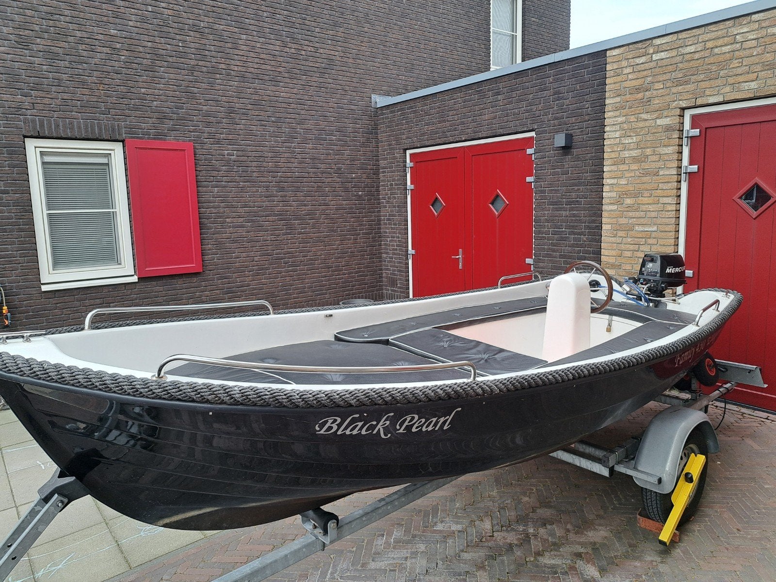 Family Élégance 430 Console boot, inclusief Trailer, Watersport en Boten, Vis- en Consoleboten, Ophalen, Gebruikt, 4 m, Tot 10 pk