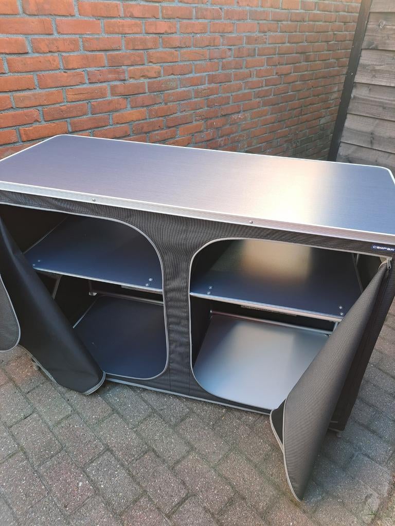 Kampeerkast, Caravans en Kamperen, Ophalen of Verzenden, Zo goed als nieuw, Campingkast