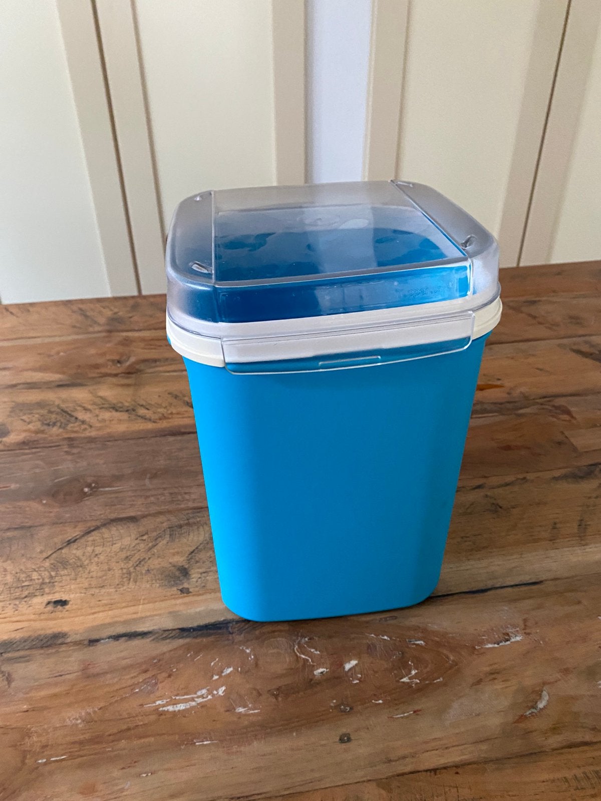 Tupperware variadoos, Ophalen of Verzenden, Zo goed als nieuw, Blauw, Overige typen