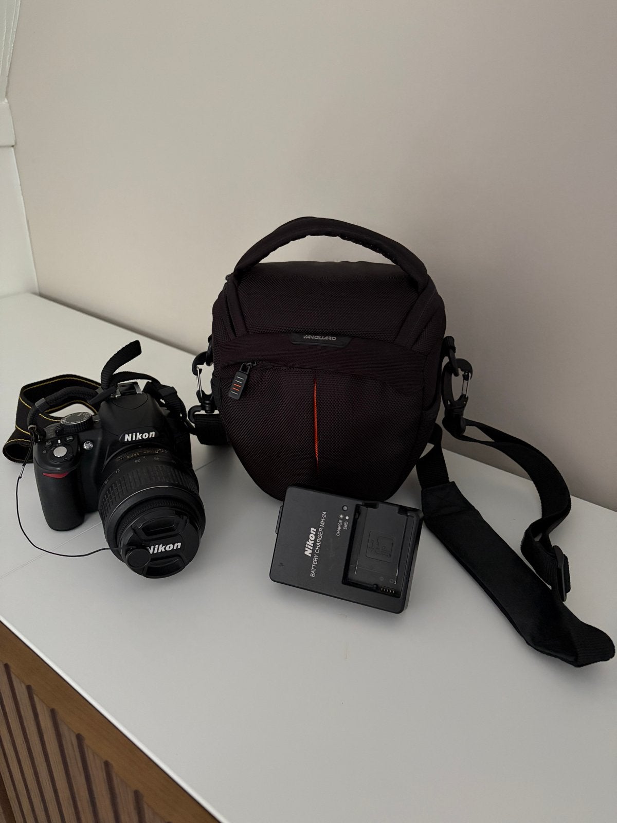 Nikon D3100 Spiegelreflexcamera met 18-55mm lens en tas, Gebruikt, Spiegelreflex, Ophalen of Verzenden, Nikon