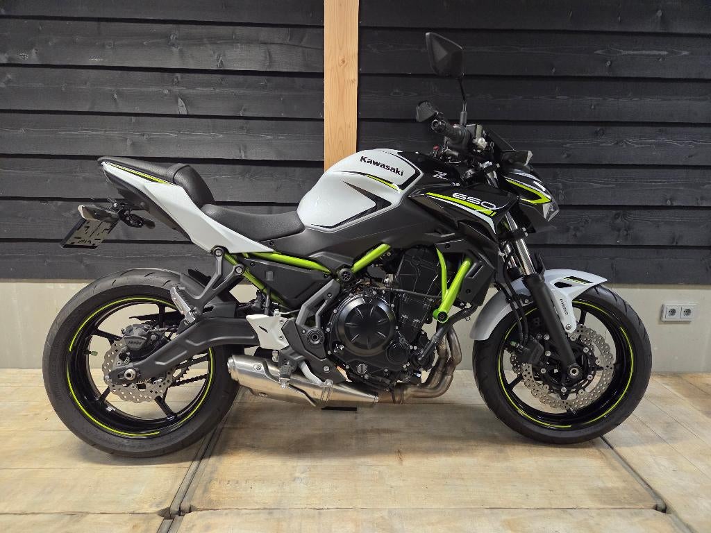 Kawasaki Z650 2020, Occasion, Motorrijbewijs A, Bedrijf, Meer dan 35 kW