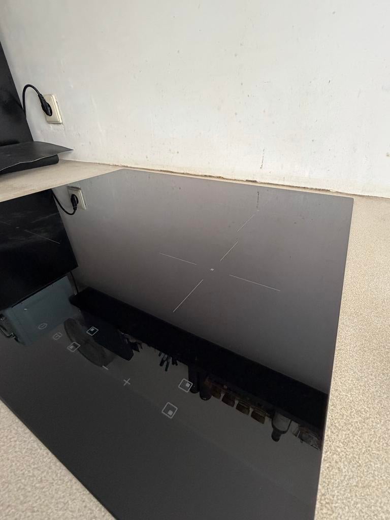 IKEA VILSTA Inductiekookplaat 59x52cm, Ophalen, 4 kookzones, Zo goed als nieuw, Inbouw
