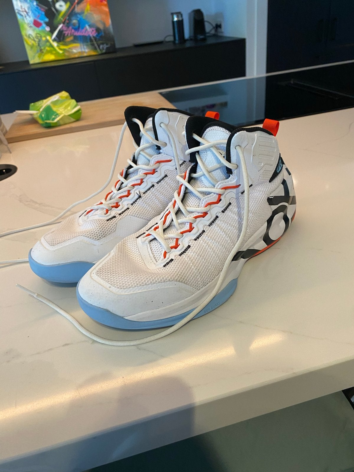 Basketbalschoenen maat 41 - Zo goed als nieuw, Ophalen of Verzenden, Zo goed als nieuw, Schoenen
