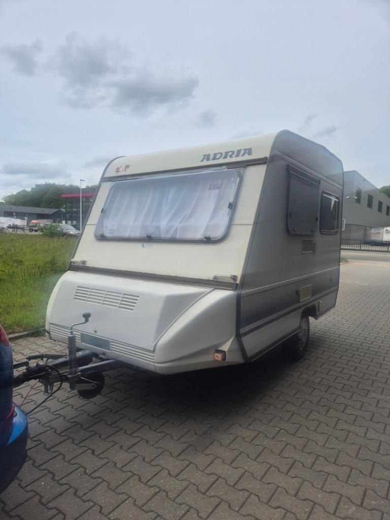 Adria met kenteken festivalcaravan, Treinzit, 750 - 1000 kg, Particulier, 4 tot 5 meter