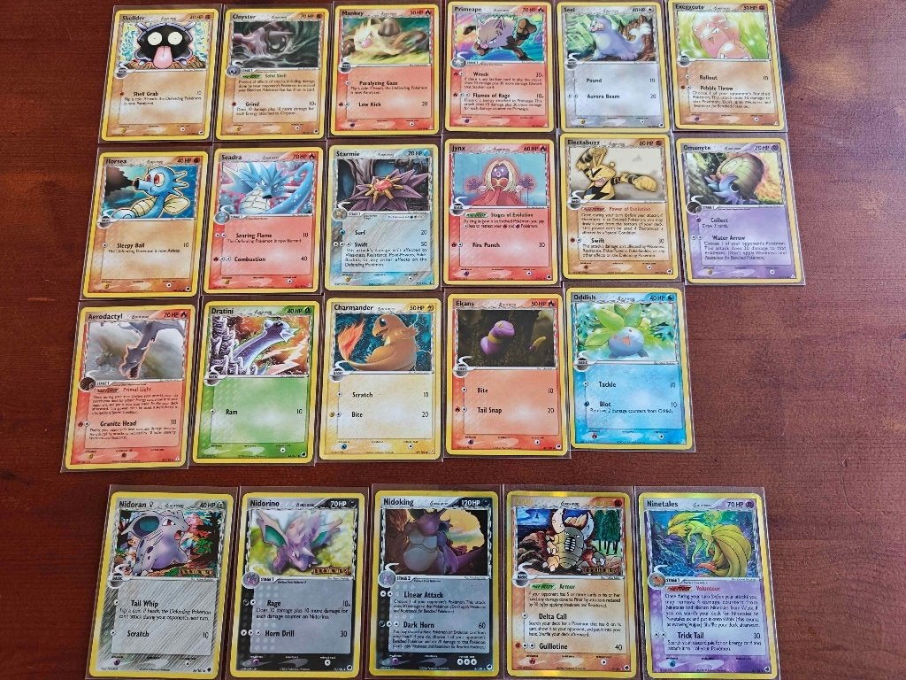 Pokémon Delta Species set 22 kaarten holos in mooie staat, Ophalen, Zo goed als nieuw, Meerdere kaarten