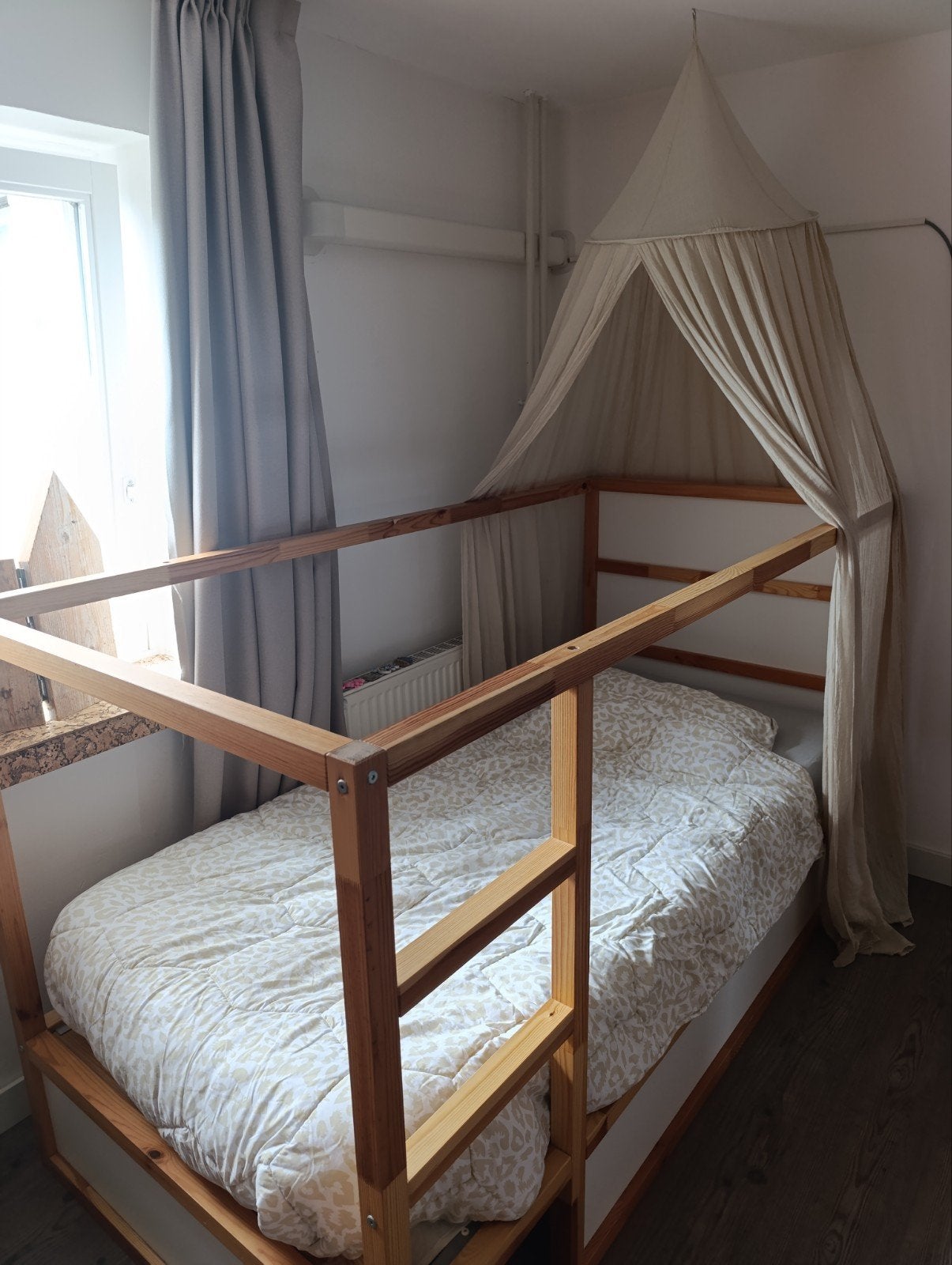 Ikea kinderbed 90x200, Ophalen, Eenpersoons, Minder dan 160 cm, Zo goed als nieuw
