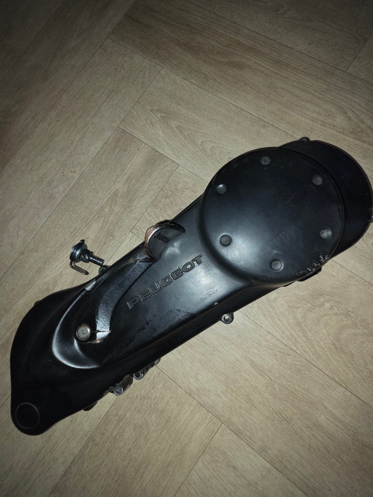 Peugeot scooter onderdelen - Carterkap, buddybak en spiegel, Ophalen, Gebruikt, Blok, Peugeot