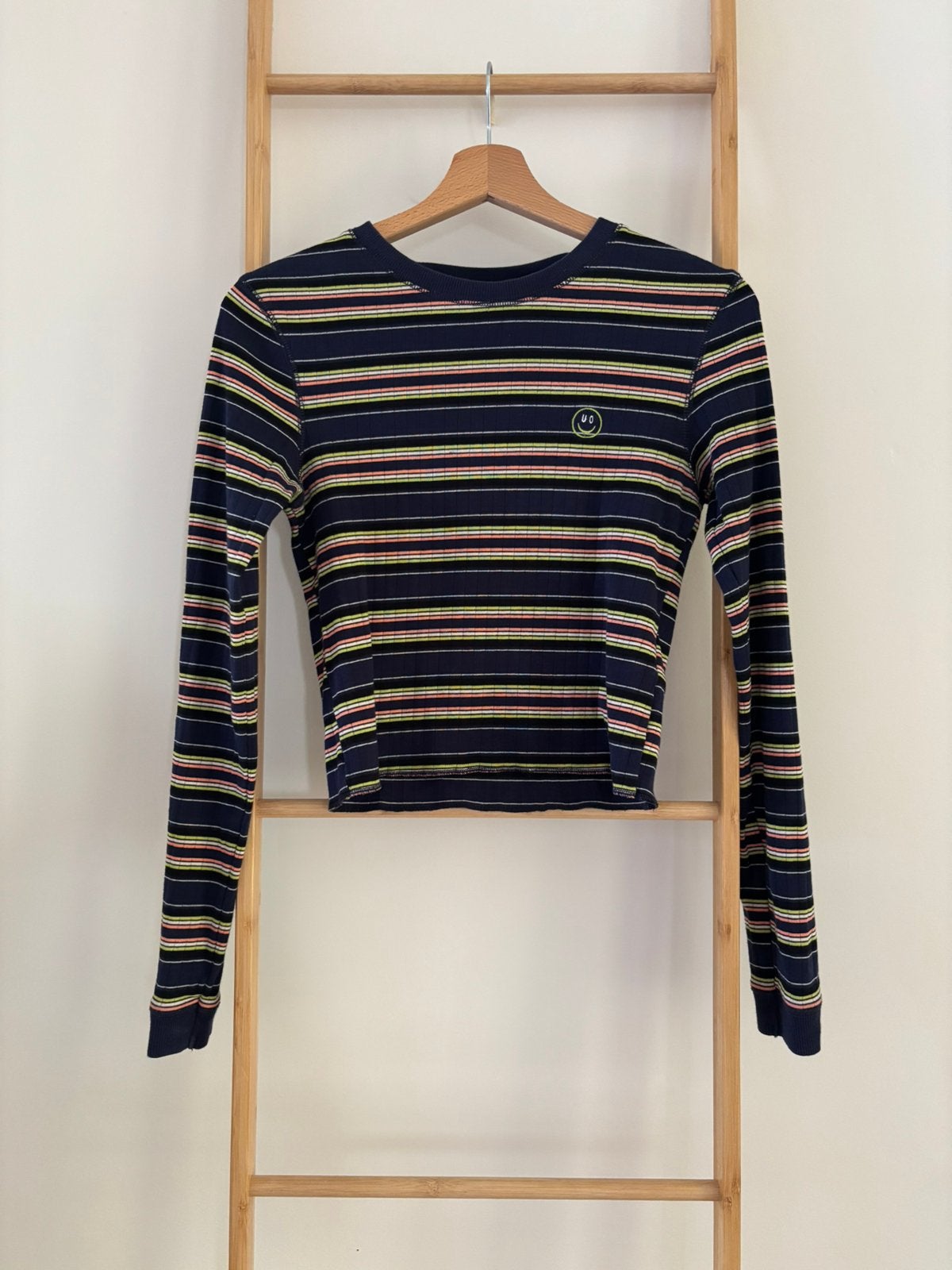 Donkerblauw gestreepte longsleeve Urban Outfitters, Maat 38/40 (M), Blauw, Ophalen of Verzenden, Zo goed als nieuw