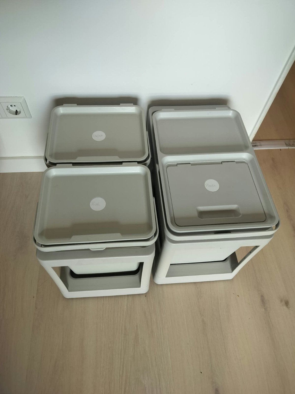 Ikea Hällbar Prullenbakken met Uitschuifbare Rails, Kunststof, Ophalen of Verzenden, Zo goed als nieuw, 5 – 50