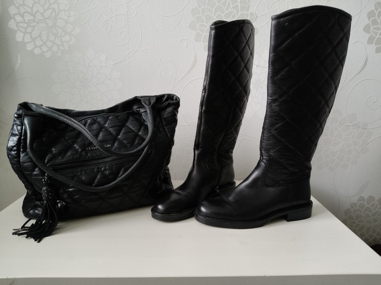 Elvio Zanon Zwarte Leren Laarzen en Tas  Maat 38, Kleding | Dames, Hoge laarzen, Elvio Zanon, Zwart, Ophalen of Verzenden