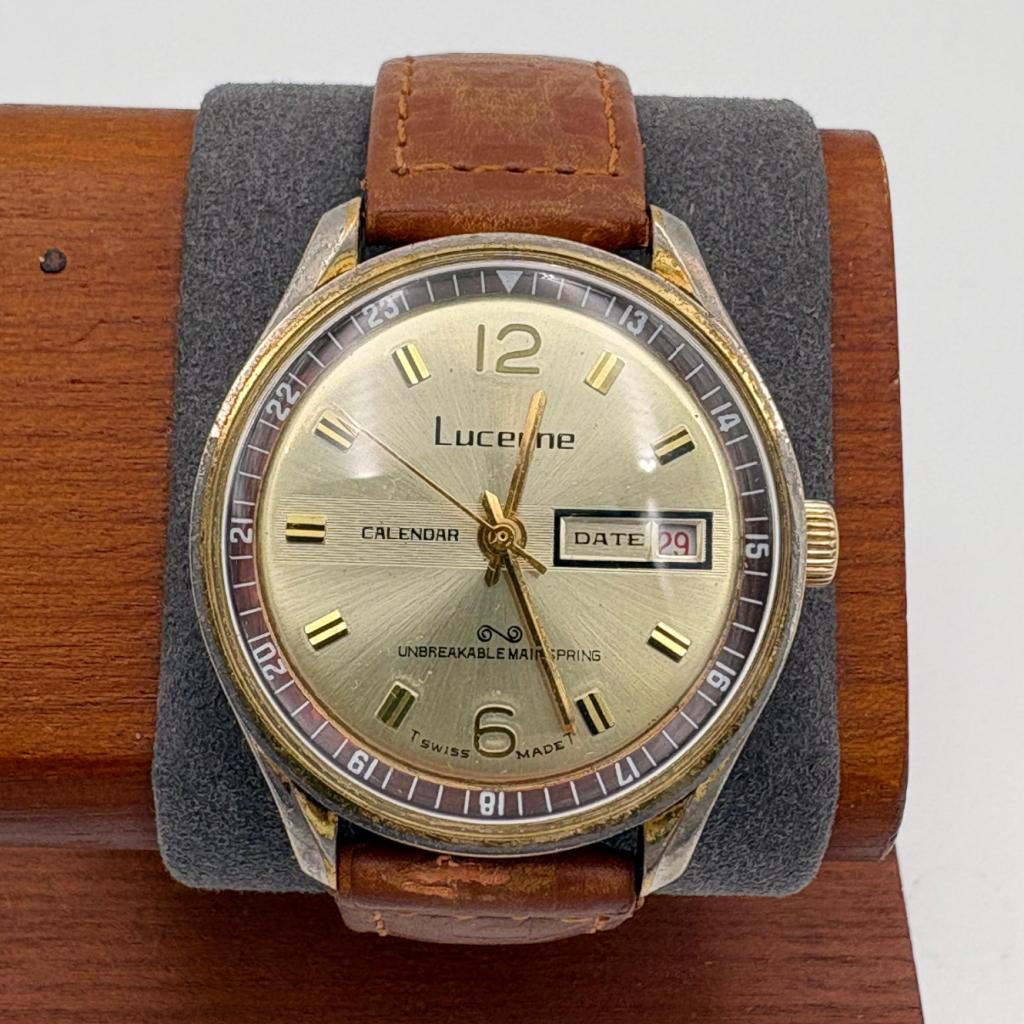 Lucerne Calendar vintage horloge - Prachtige wijzerplaat!, Ruilrijk, Zo goed als nieuw, Info@ruilrijk.nl, Neerstraat 60, 6041 KD Roermond