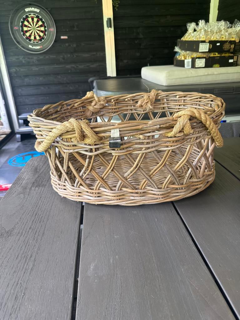 Rivièra Maison houtmand met touw handvatten, Huis en Inrichting, Mand, Ophalen of Verzenden, Zo goed als nieuw, Riet