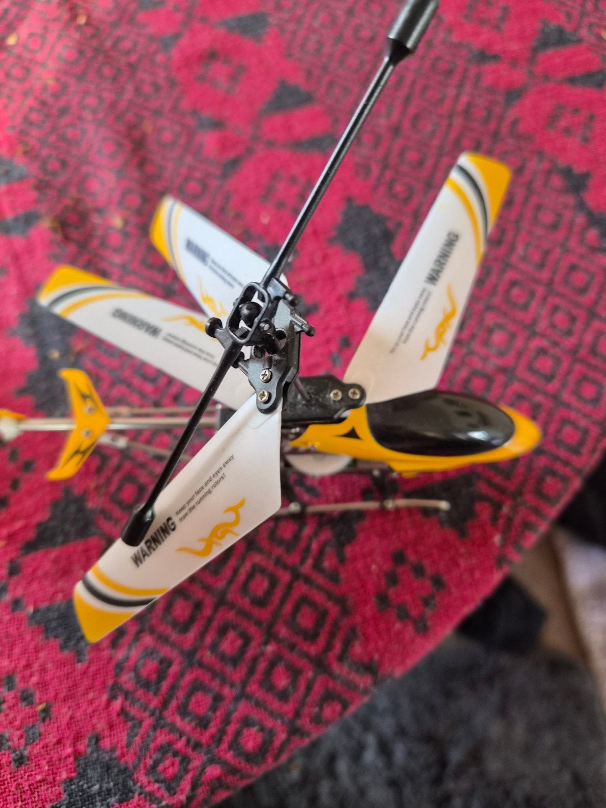 RC Helikopter - Geel en Zwart, Ophalen of Verzenden, Gebruikt, Elektro, Helikopter