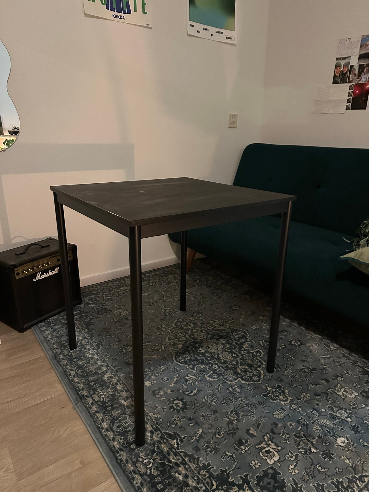 IKEA bijzettafel / eettafel zwart, Ophalen, Gebruikt, Vierkant, Tot twee personen