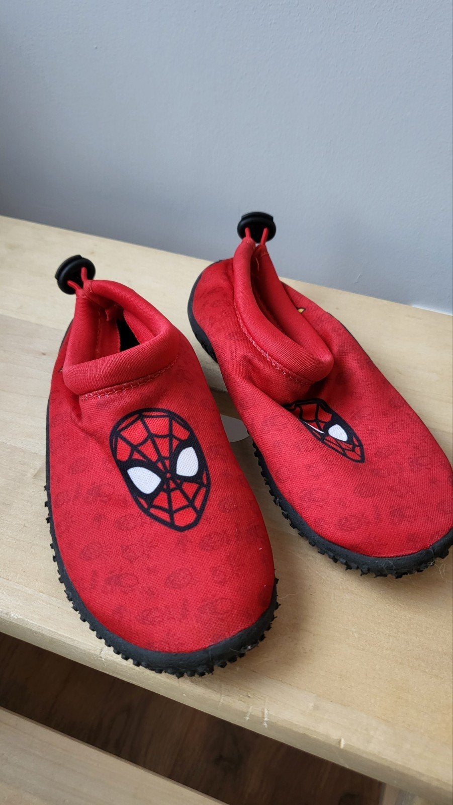 Spiderman waterschoenen maat 27, Schoenen, Ophalen of Verzenden, Jongen, Marvel