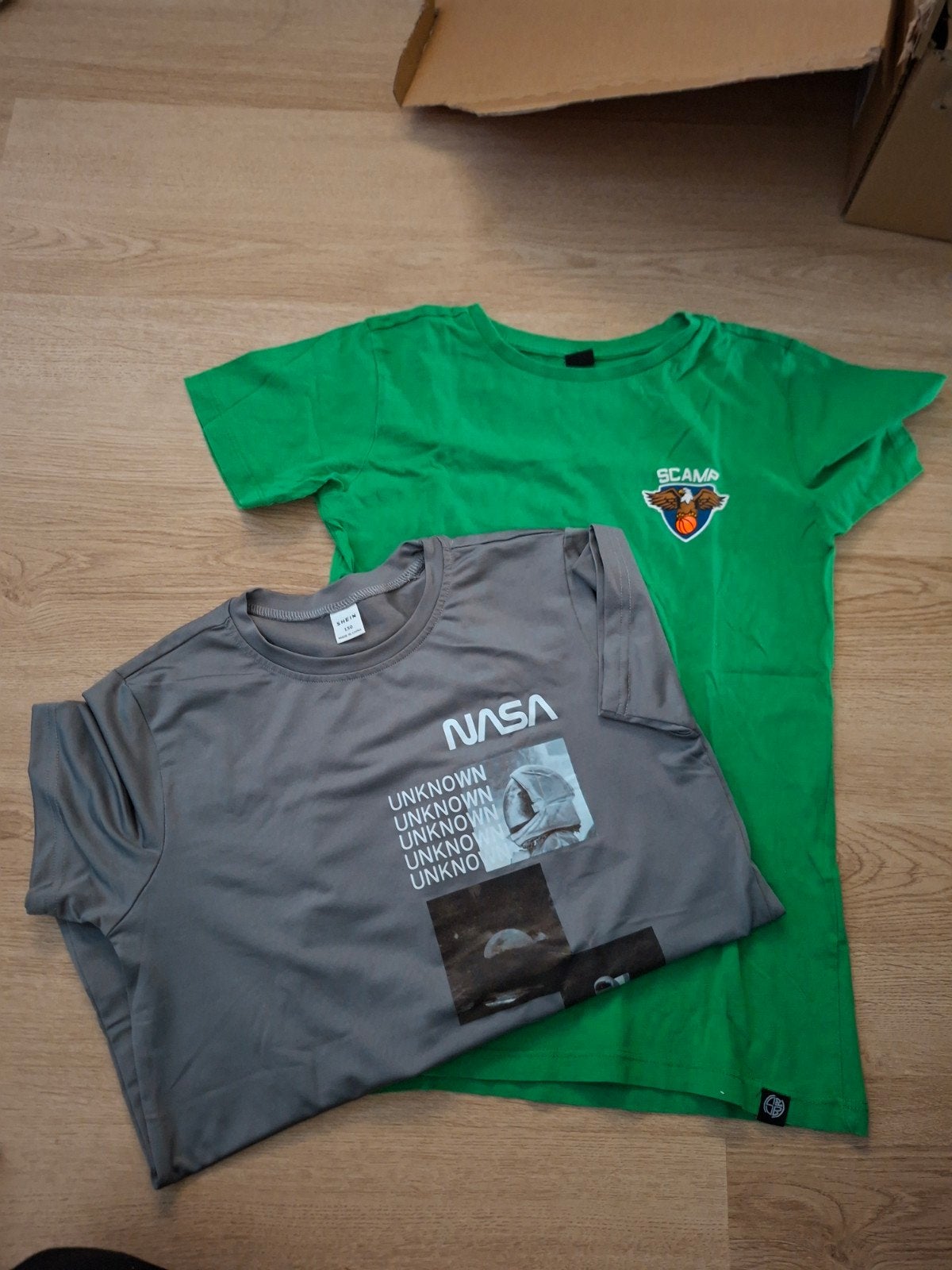 T-shirt pakket: NASA en Scamp (maat 146/152), Ophalen, Gebruikt, Shein, Scamp, Jongen