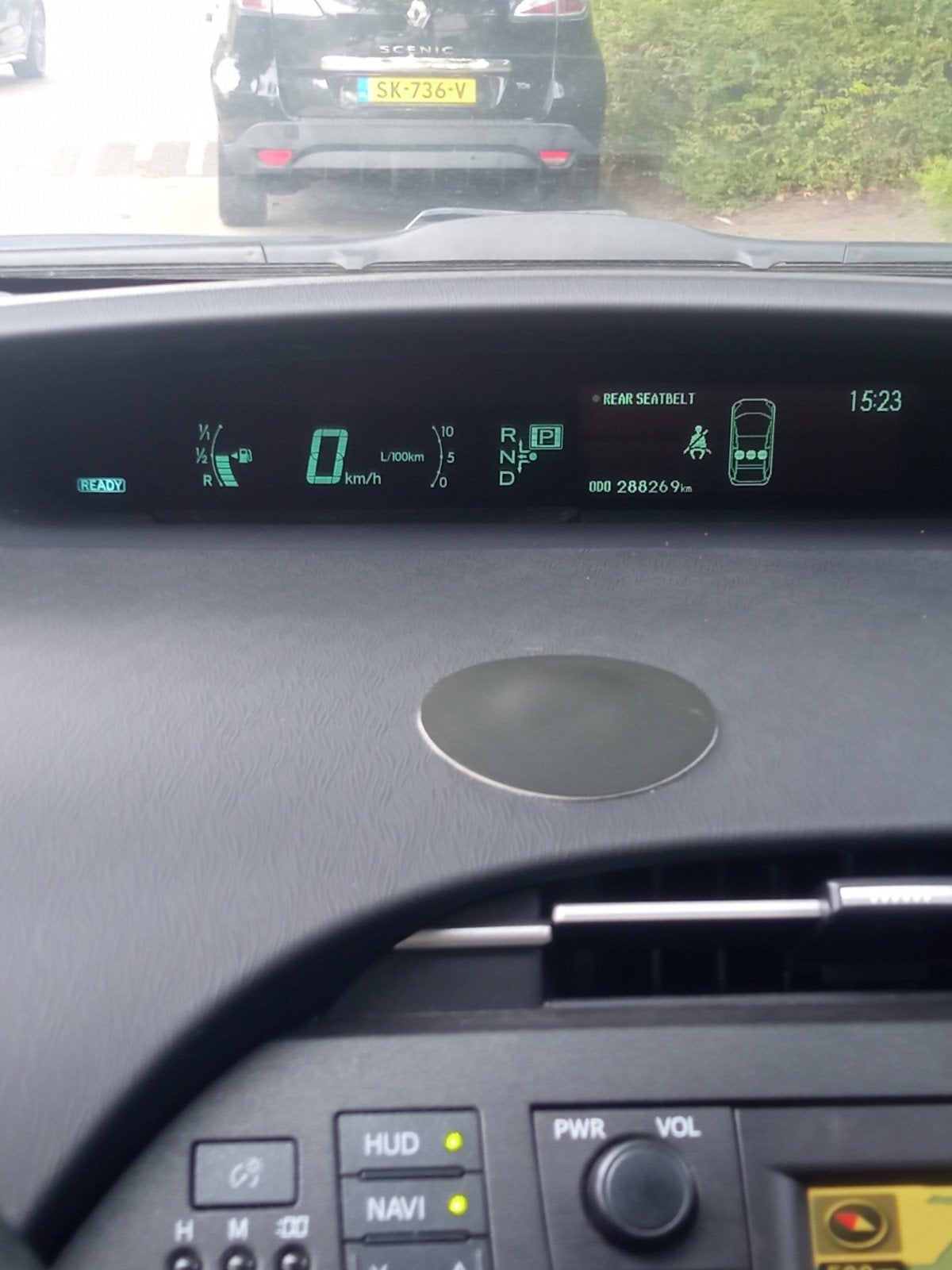 Toyota Prius 1.8 Full Hybrid Dynamic 136PK Aut 2010 Wit, 1345 kg, Stof, 4 cilinders, Wit