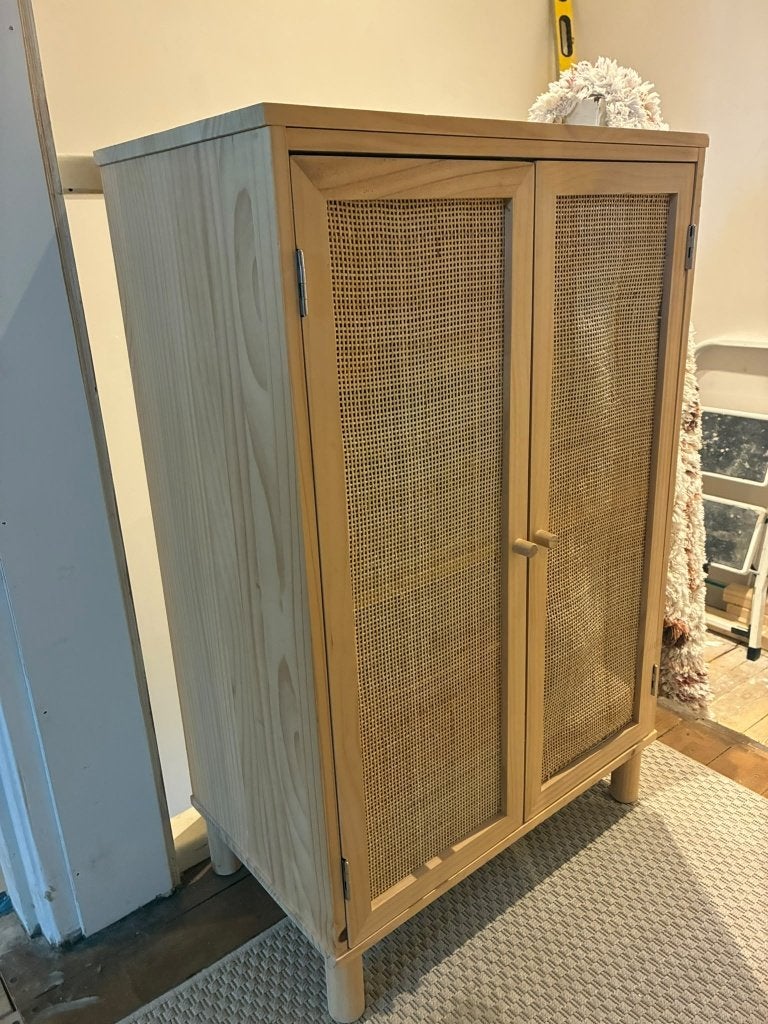 Houten kast met rotan deuren / Webbing opbergkast, Zo goed als nieuw, Minder dan 100 cm, 25 tot 50 cm, 50 tot 100 cm