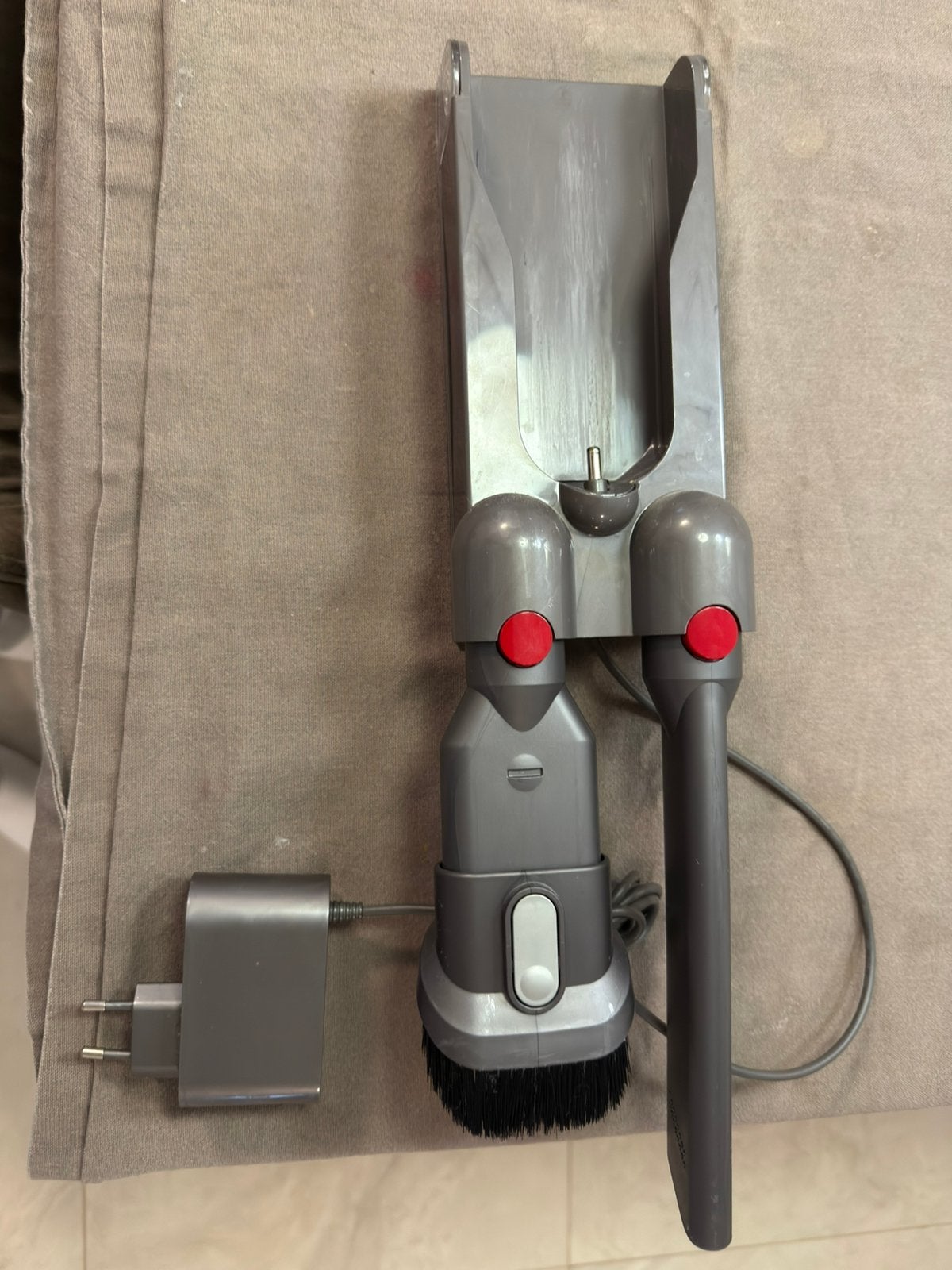 Foto 4 van Dyson V10 Stofzuiger ( Onderdelen )