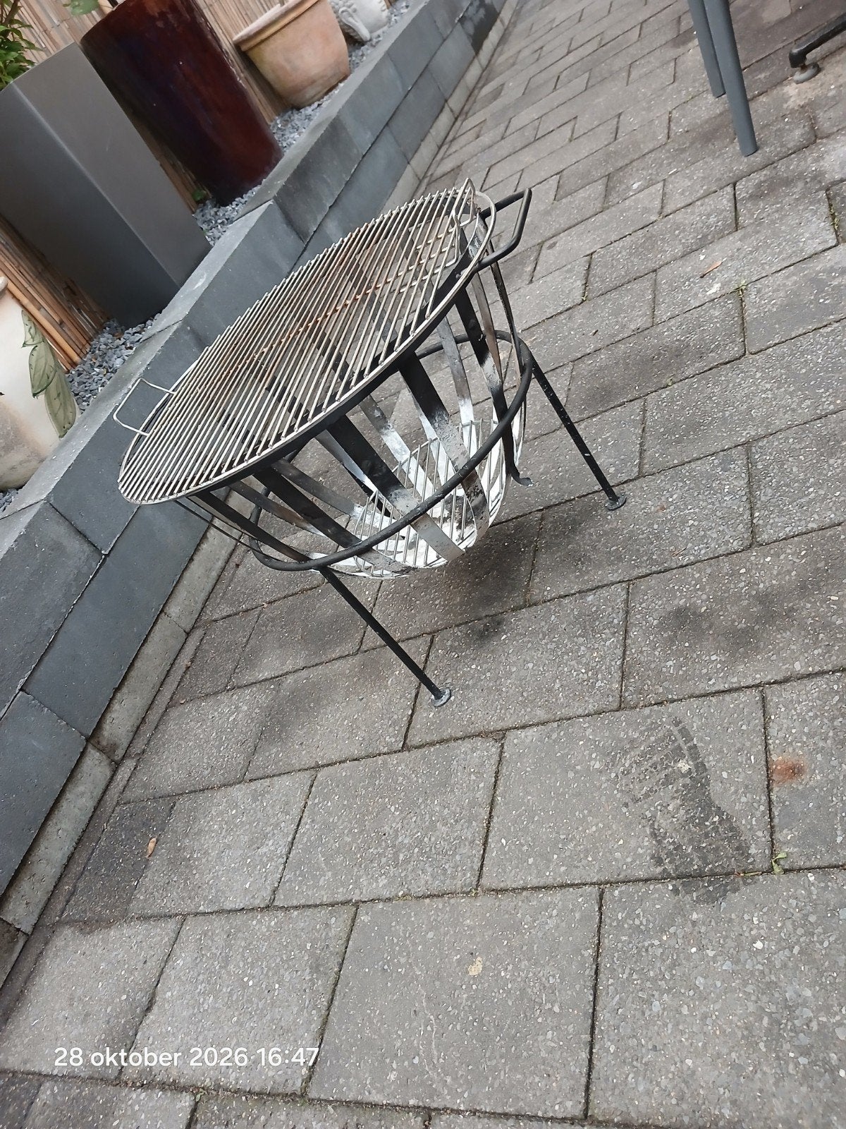 Vuurkorf BBQ staal met grillrooster, Ophalen, Gebruikt, Vuurkorf