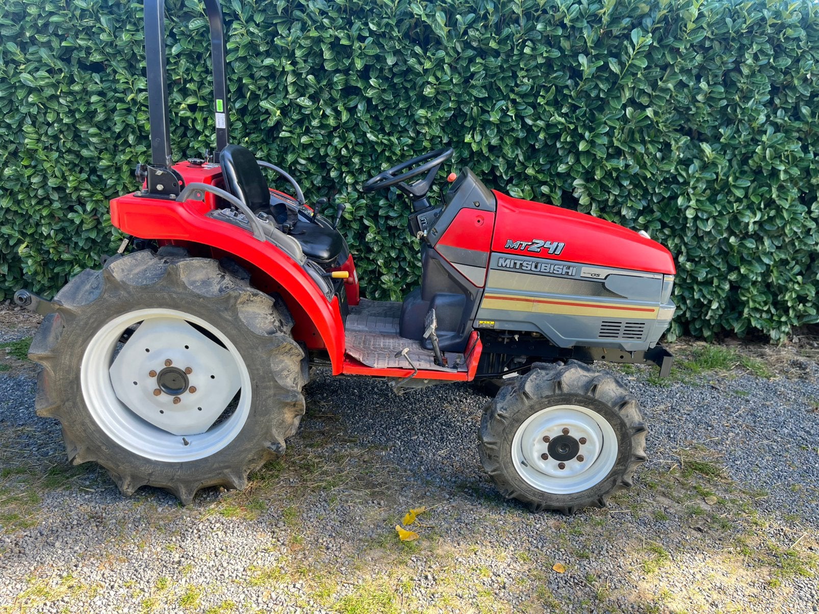 Mitsubishi MT241 compact tractor 25 pk, Overige merken, Gebruikt, Tot 2500, Ophalen of Verzenden