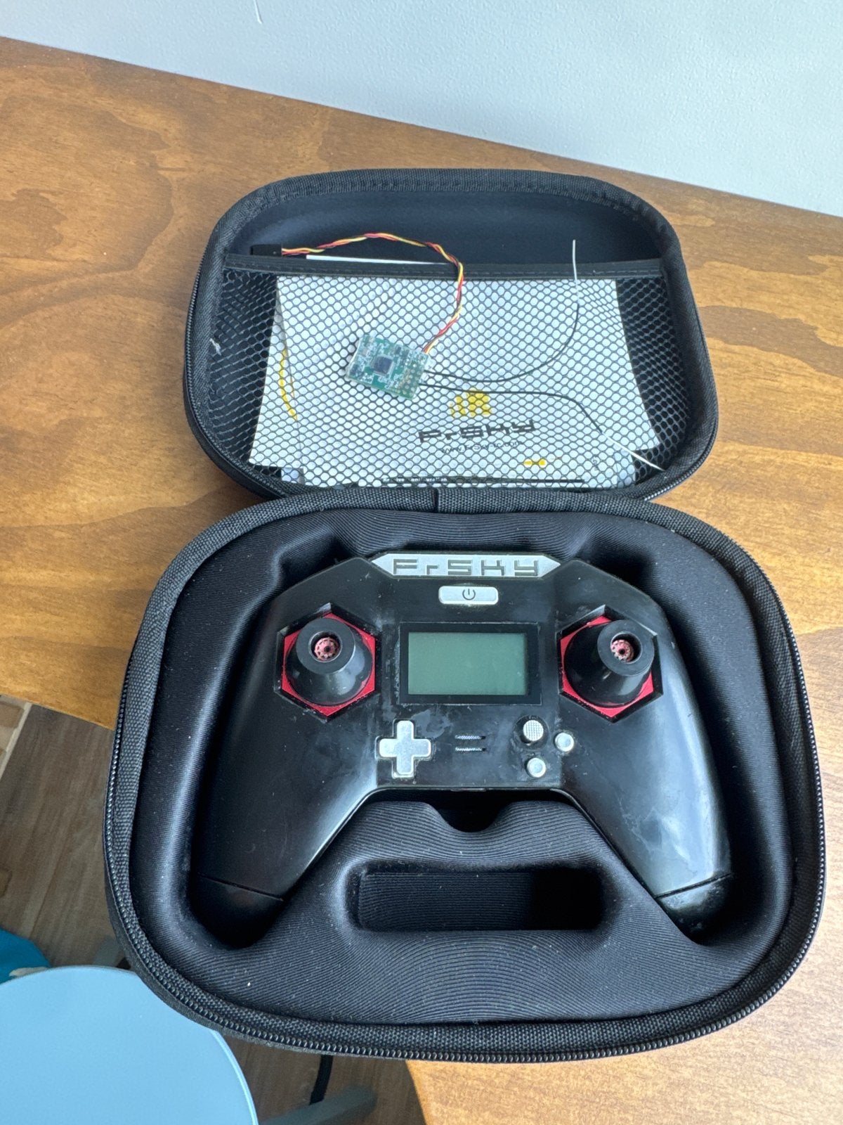 FrSky X-lite afstandsbediening met ontvanger, Hobby en Vrije tijd, Modelbouw | Radiografisch | Overige, Gebruikt, Ophalen of Verzenden