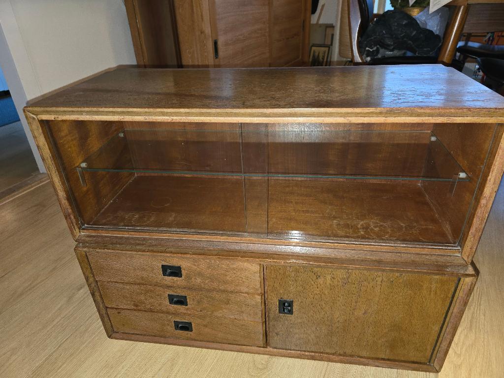 Vintage wandmeubel, Ophalen