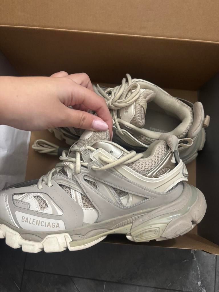 Balenciaga tracks, Wit, Ophalen of Verzenden, Sneakers of Gympen, Zo goed als nieuw