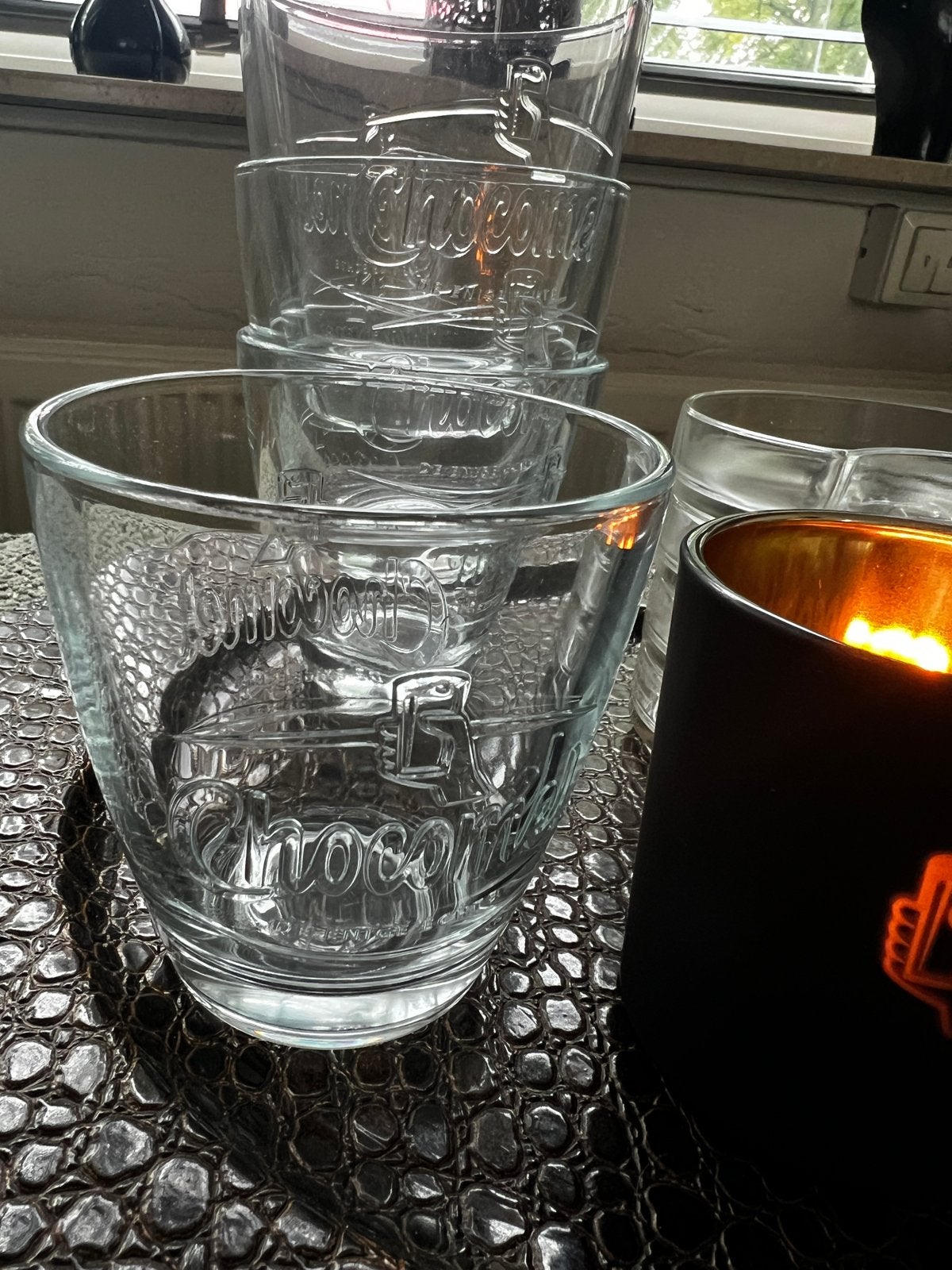 Chocomel glazen, slagroomschaaltjes en waxinelichtje, Vintage, Gebruikt, Meerkleurig, Verzenden