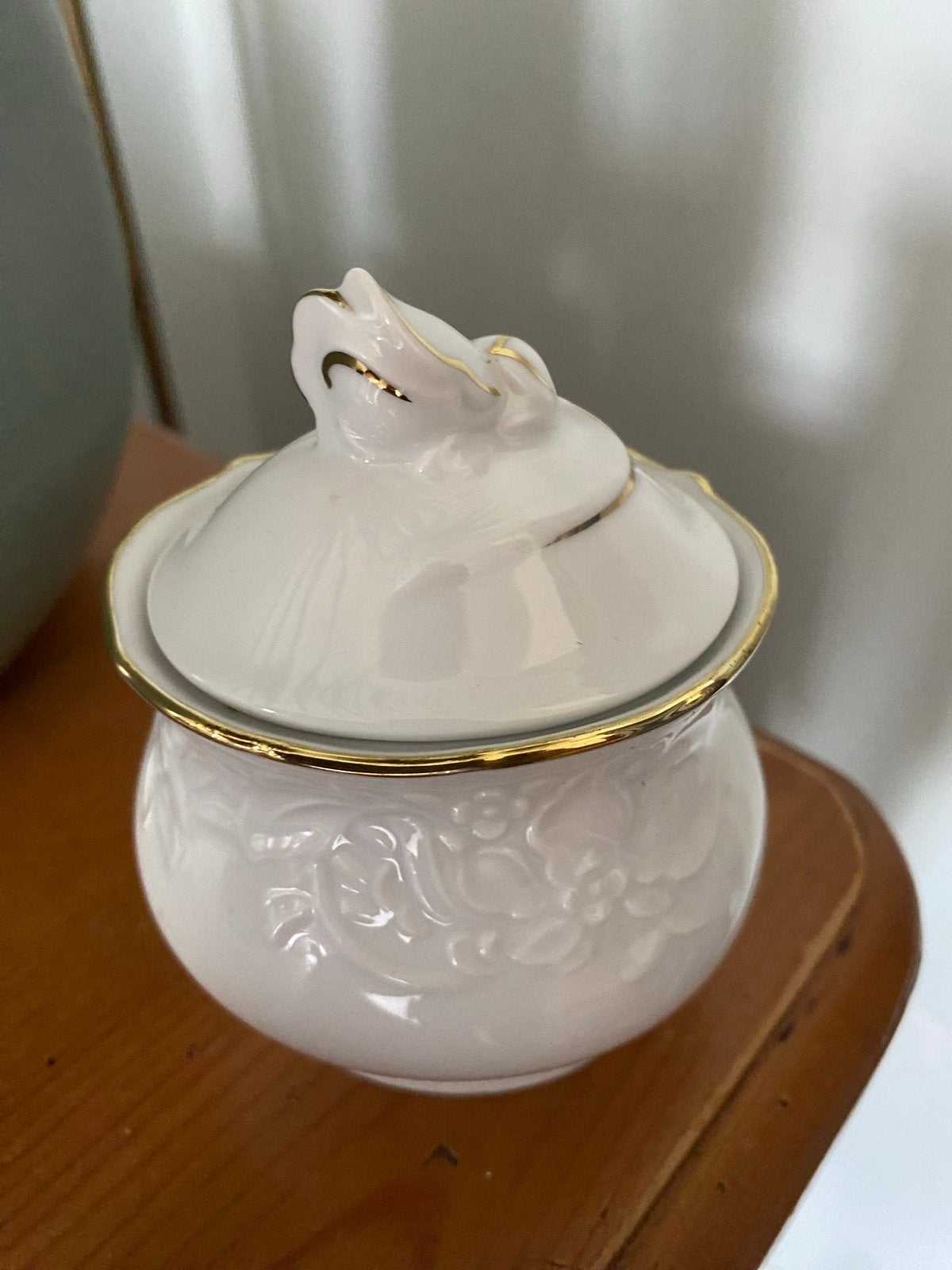 Vintage suikerpotje met gouden rand en bloemmotief, Antiek en Kunst, Ophalen of Verzenden