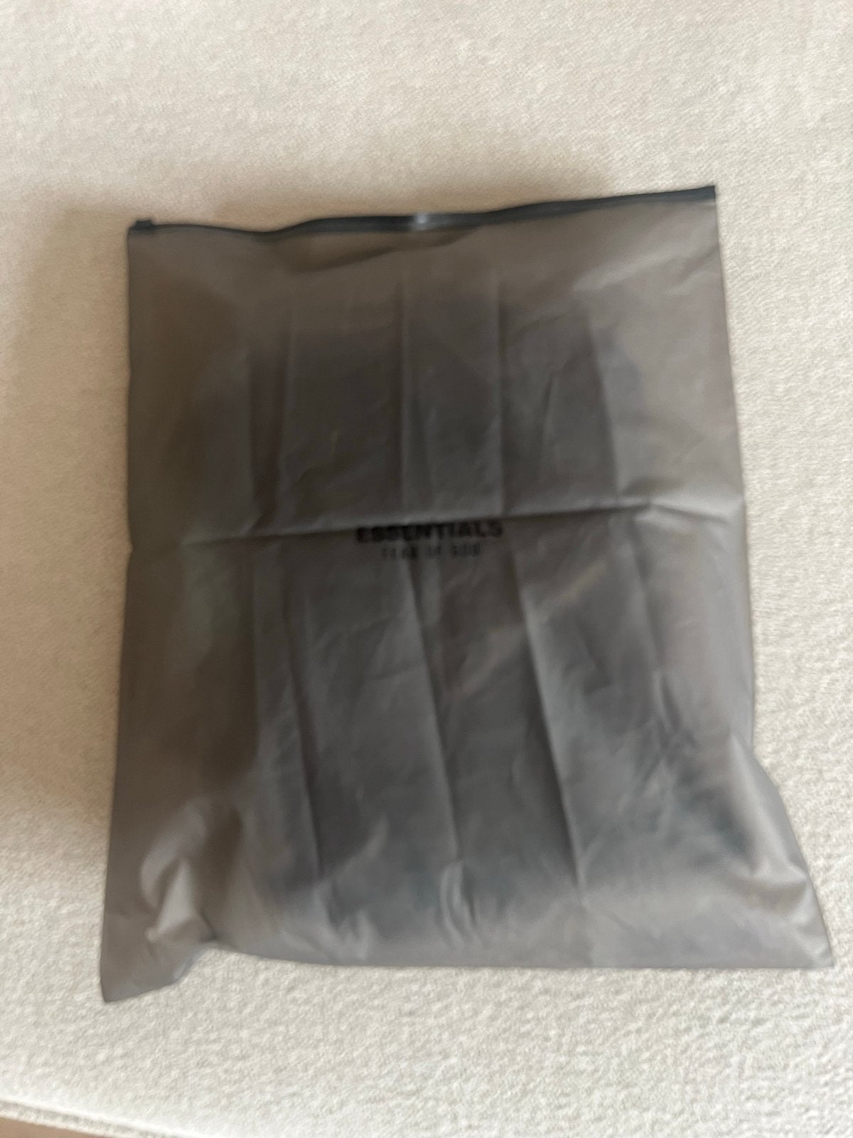 Fear of God Essentials T-shirt Bruin Maat M, Ophalen of Verzenden, Nieuw, Maat 48/50 (M), Bruin