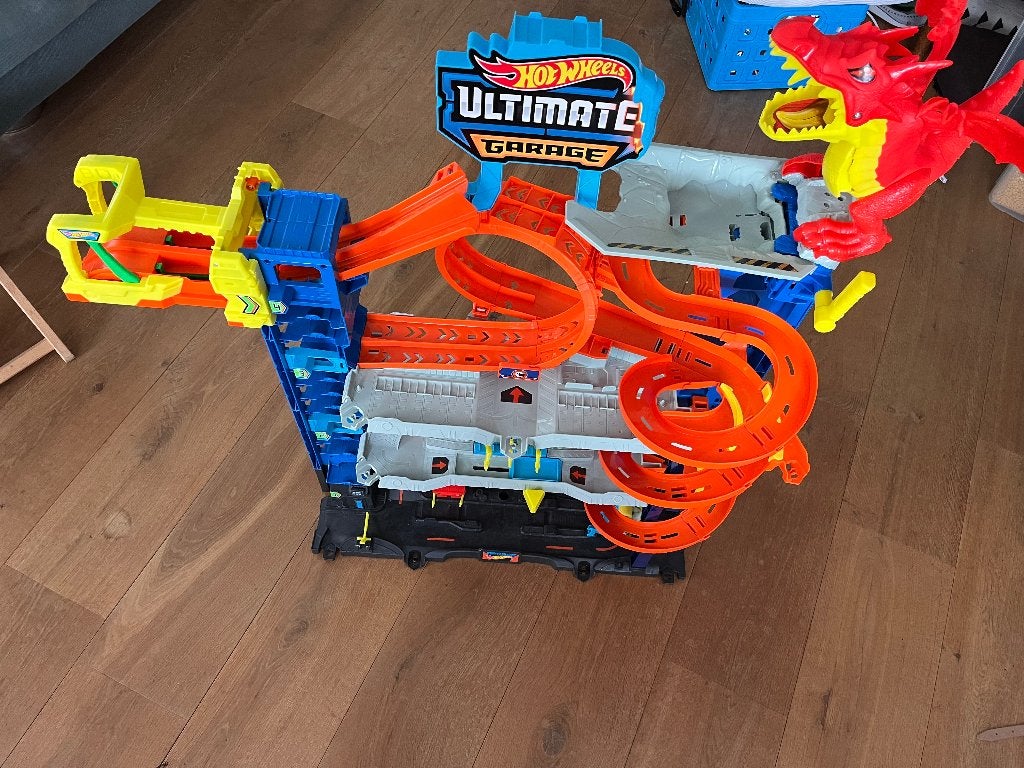 Hot wheels - ultimate garage, Ophalen, Zo goed als nieuw